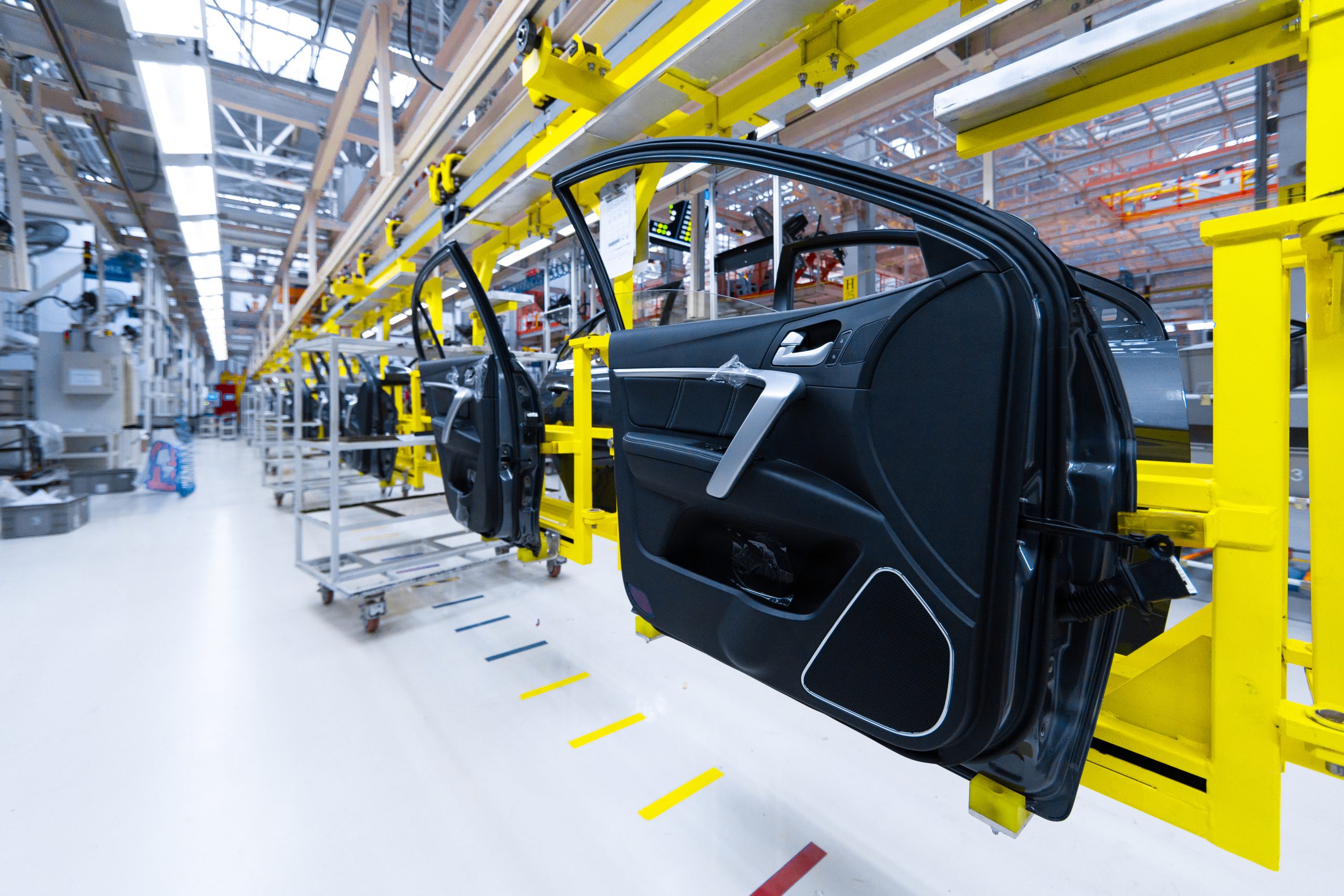 Warehouse Sequencing, body part in car factory. door from car on production line